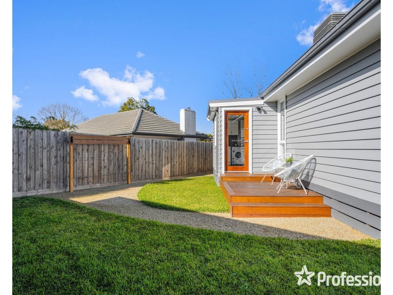 11 Beresford Road, Lilydale VIC 3140