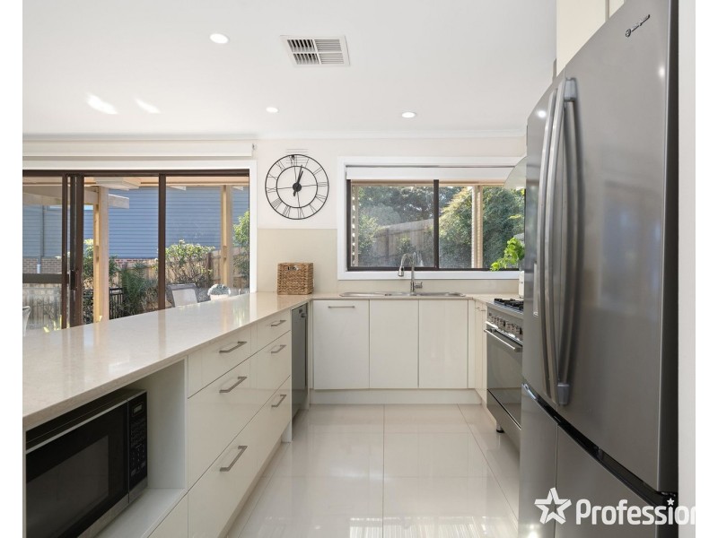 38 Huntingdale Drive, Chirnside Park VIC 3116