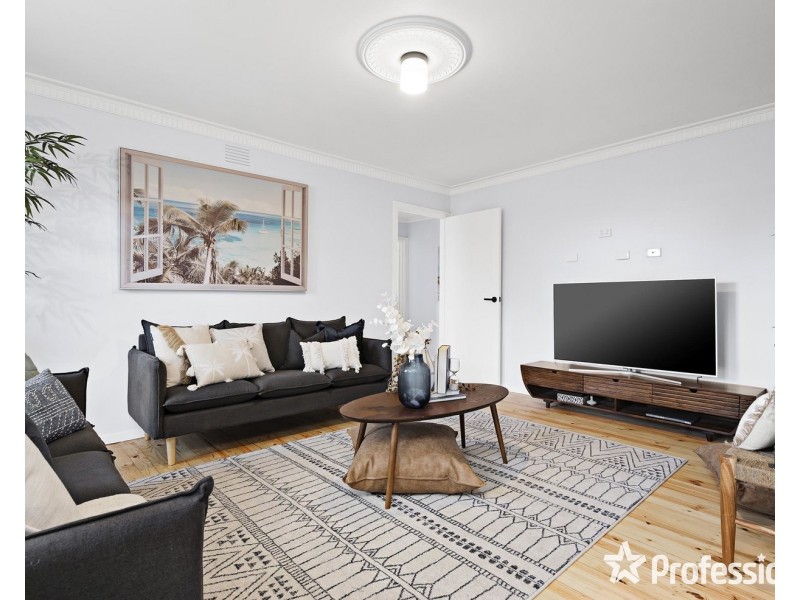 6 Crown Point Ridge, Chirnside Park VIC 3116