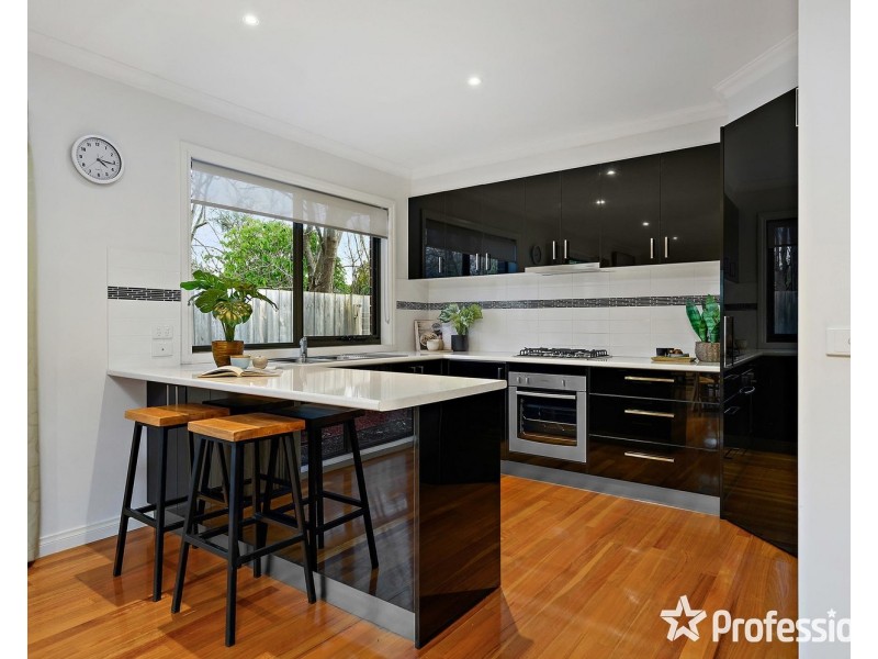 130a Lomond Avenue, Kilsyth VIC 3137