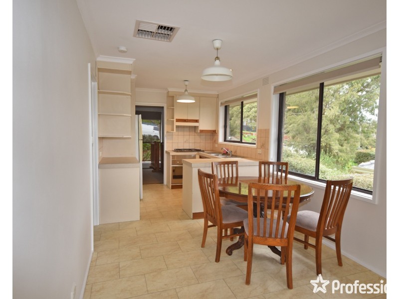 5  Parry Drive, Mooroolbark VIC 3138