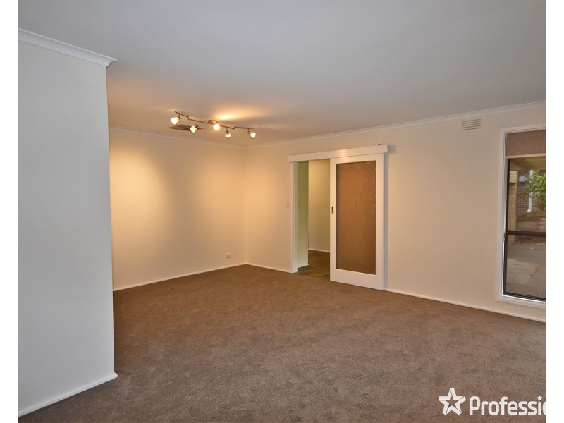 5  Parry Drive, Mooroolbark VIC 3138