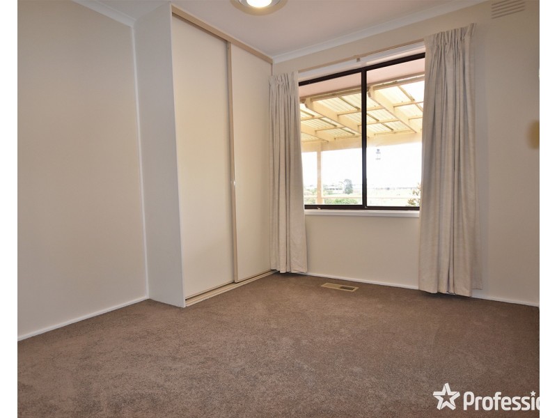 5  Parry Drive, Mooroolbark VIC 3138