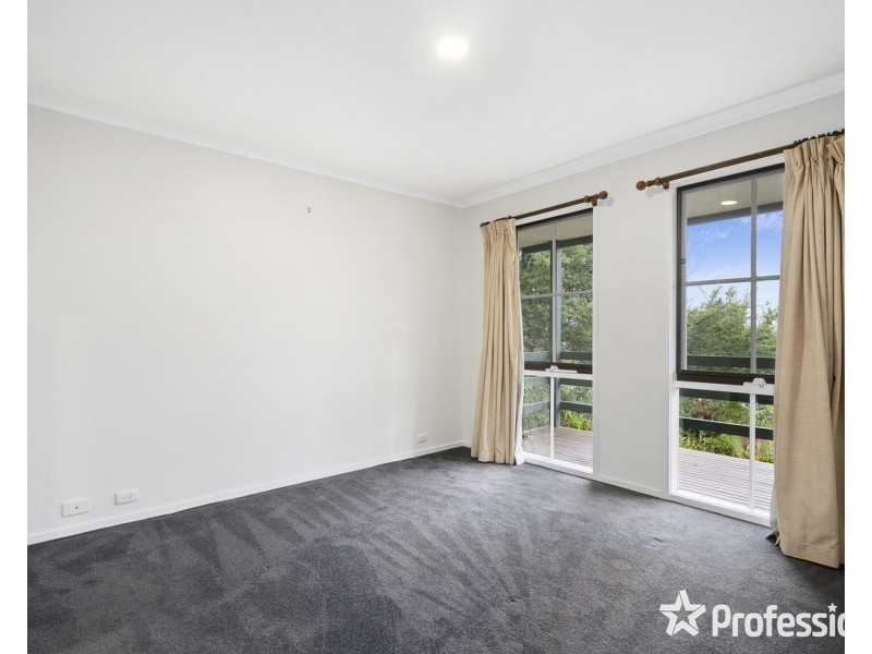 12 Douglas Parade, Yarra Junction VIC 3797