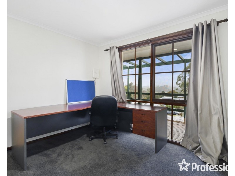 12 Douglas Parade, Yarra Junction VIC 3797