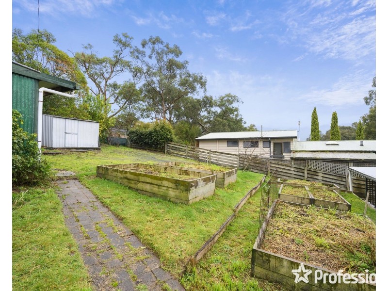 12 Douglas Parade, Yarra Junction VIC 3797