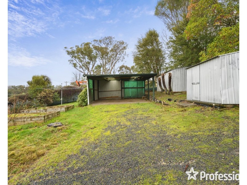 12 Douglas Parade, Yarra Junction VIC 3797