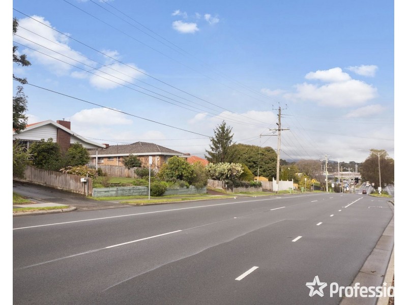 110 Manchester Road, Mooroolbark VIC 3138