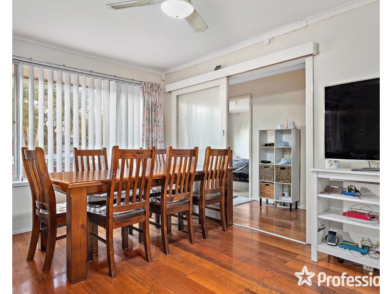 4 Gladesville Drive, Kilsyth VIC 3137