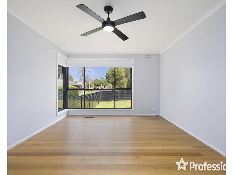 1/9 Arkarra Court, Mooroolbark VIC 3138