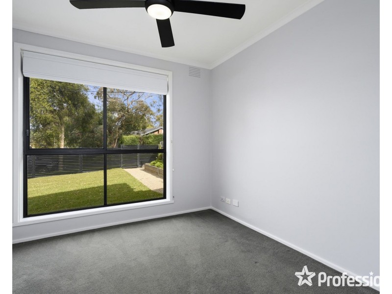 1/9 Arkarra Court, Mooroolbark VIC 3138