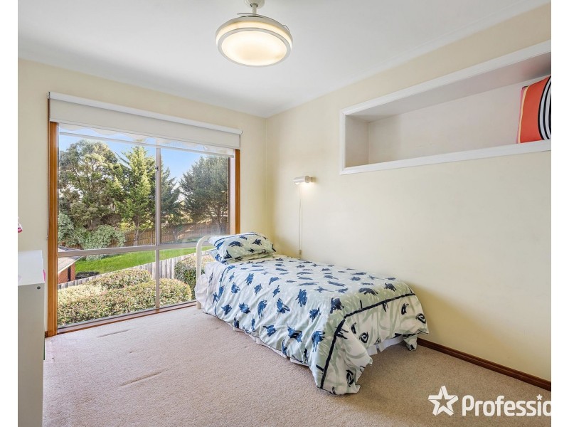 28 Shirley Street, Mooroolbark VIC 3138