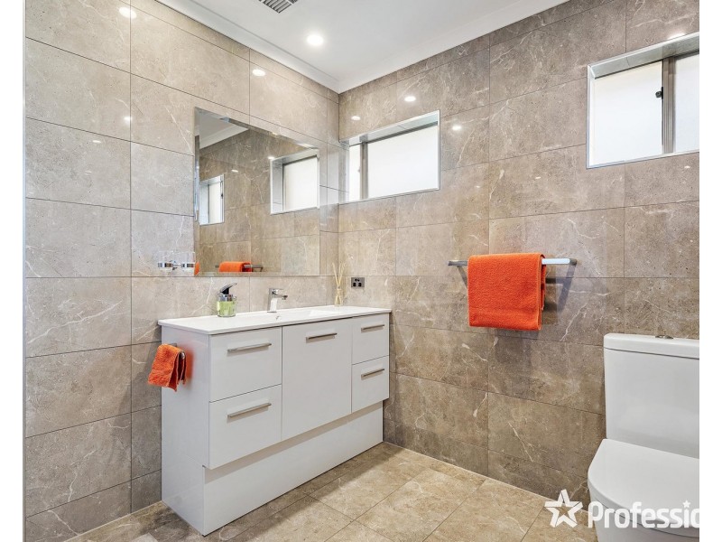 28 Shirley Street, Mooroolbark VIC 3138