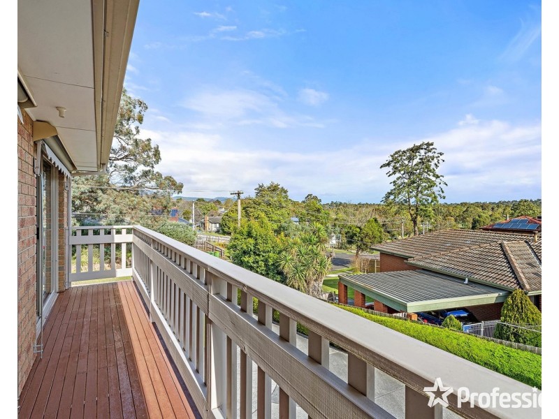 28 Shirley Street, Mooroolbark VIC 3138