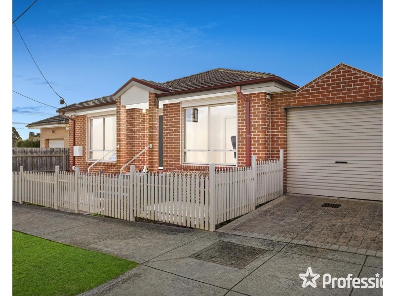 34 Andrew Street, Mooroolbark VIC 3138