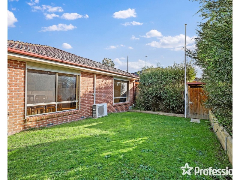 34 Andrew Street, Mooroolbark VIC 3138