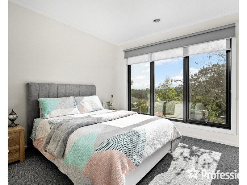 1 & 2 Osmaston Place, Mount Evelyn VIC 3796