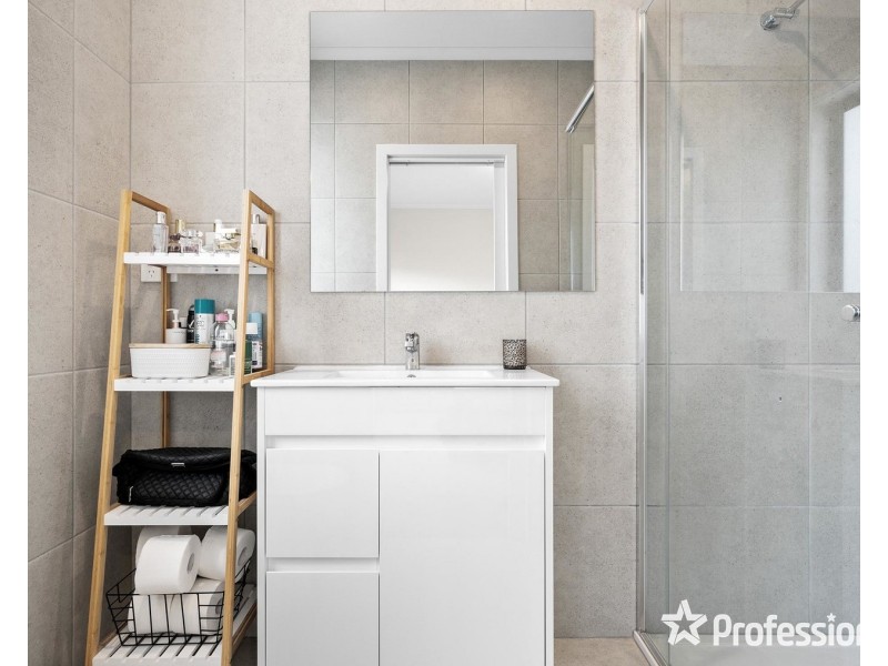 1 & 2 Osmaston Place, Mount Evelyn VIC 3796