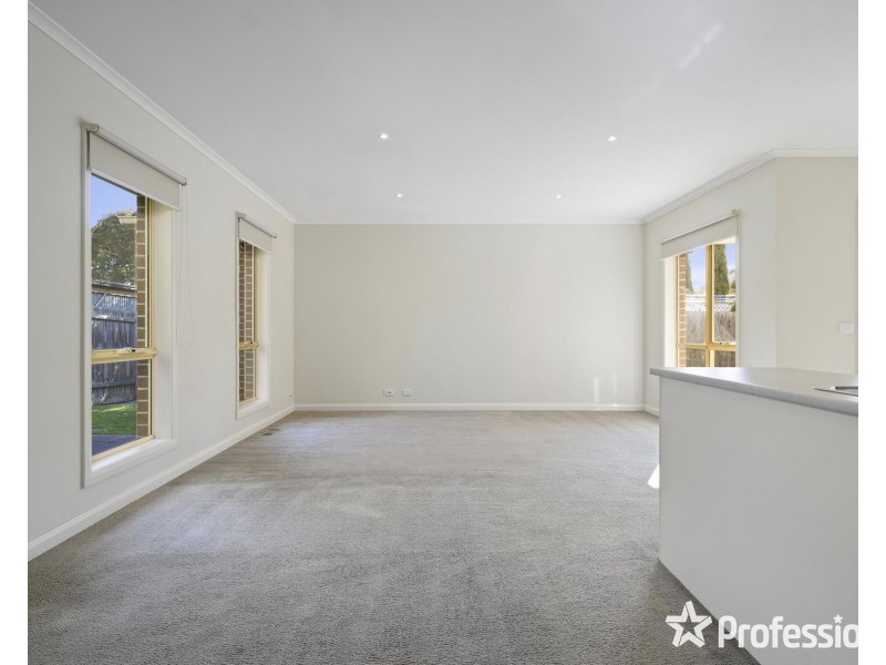 2/710 Mt Dandenong Road, Kilsyth VIC 3137