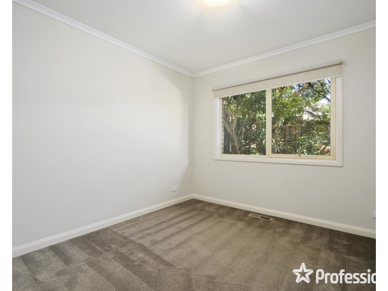 2/710 Mt Dandenong Road, Kilsyth VIC 3137