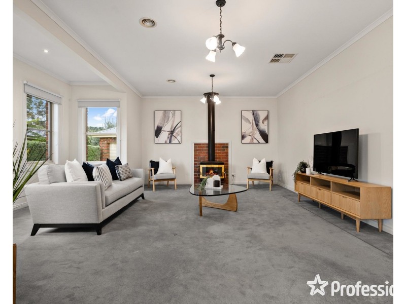 4 Aberdeen Drive, Lilydale VIC 3140