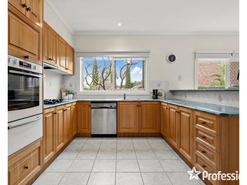 4 Aberdeen Drive, Lilydale VIC 3140