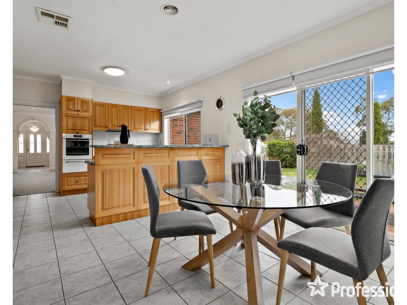 4 Aberdeen Drive, Lilydale VIC 3140