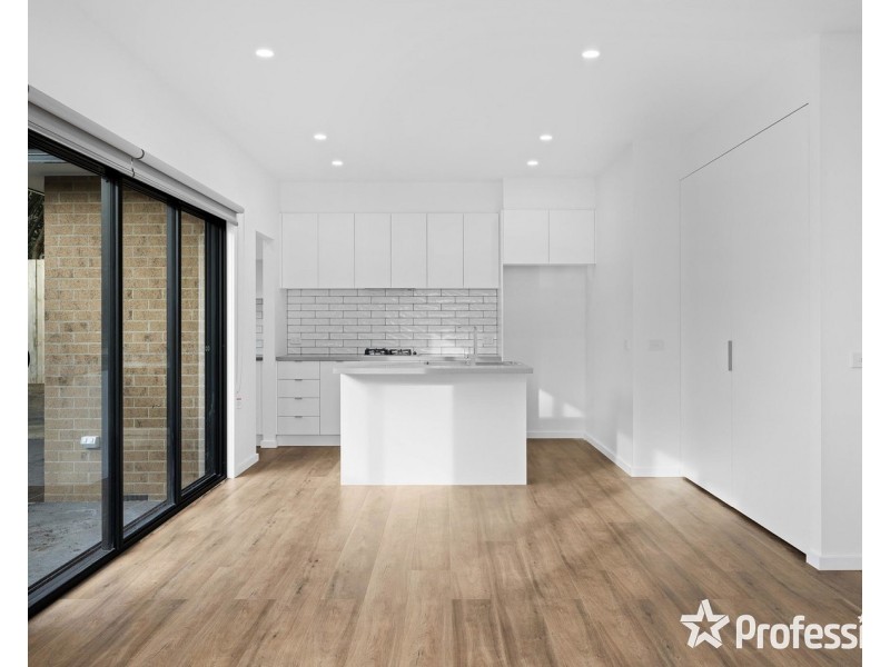 3/131 Lomond Avenue, Kilsyth VIC 3137