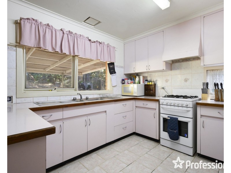 44 Irvine Street, Mount Evelyn VIC 3796