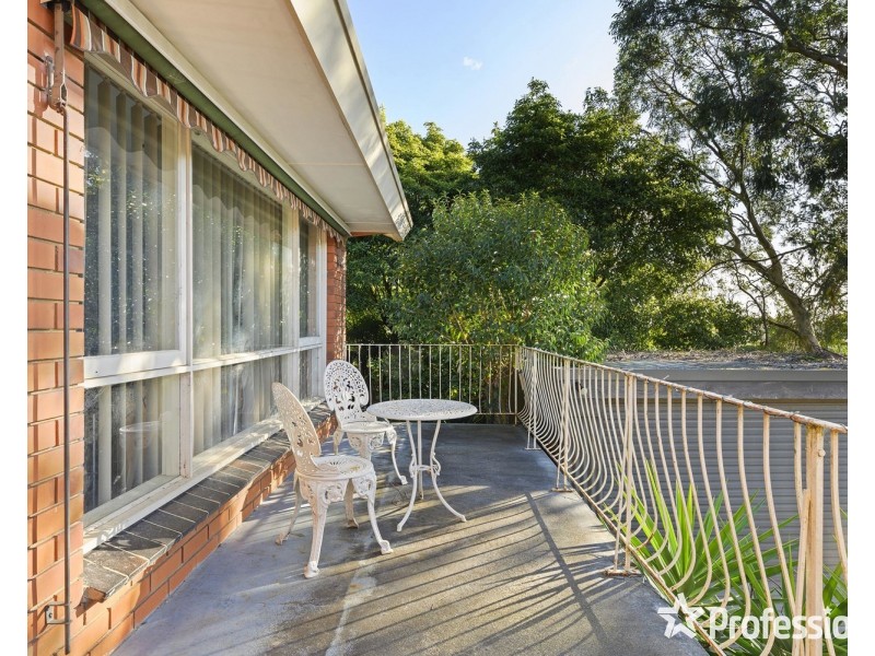 44 Irvine Street, Mount Evelyn VIC 3796