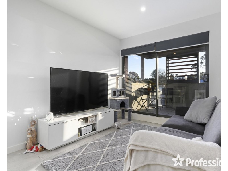 215/211 Mount Dandenong Road, Croydon VIC 3136