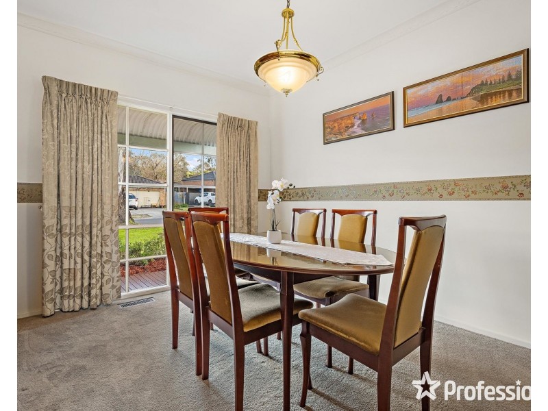 17 Verina Way, Lilydale VIC 3140