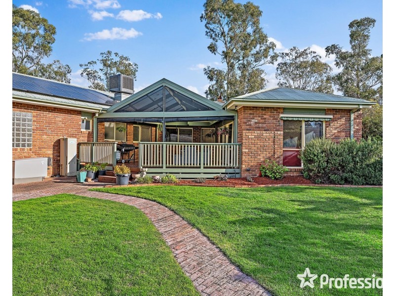 17 Verina Way, Lilydale VIC 3140