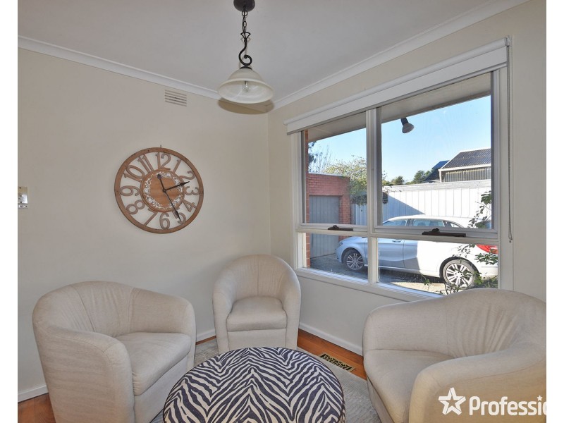 30 Binbrook Drive, Croydon VIC 3136