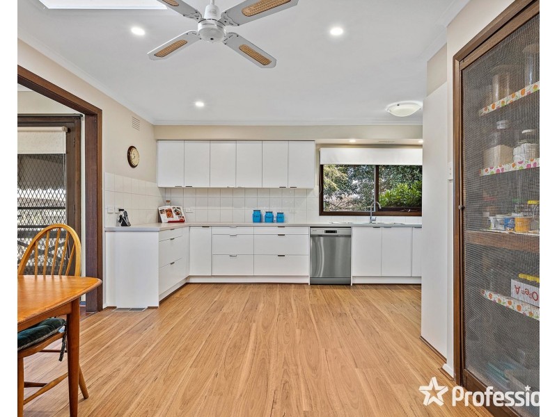 37 Shadowplay Road, Mooroolbark VIC 3138