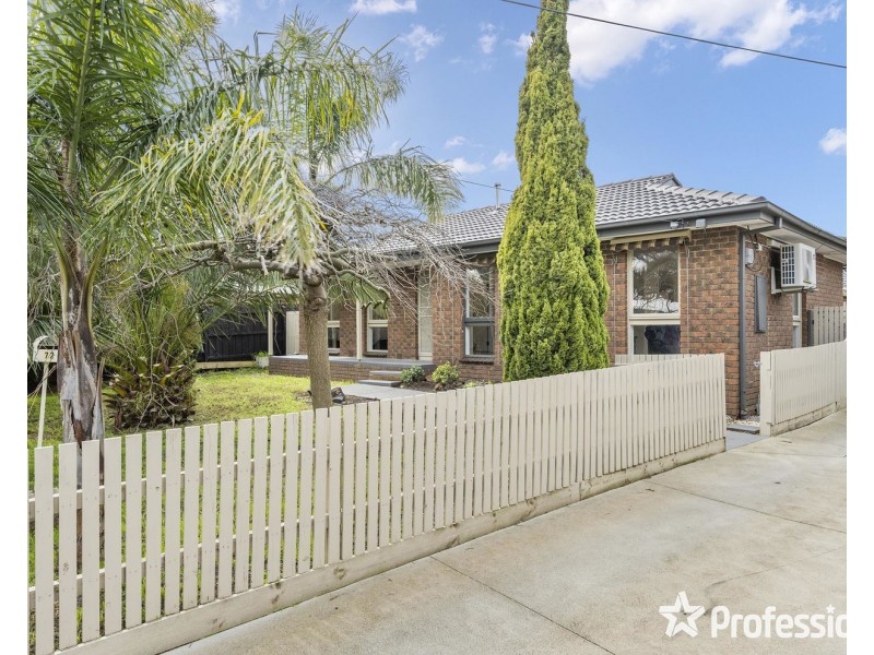 72 Country Club Drive, Chirnside Park VIC 3116