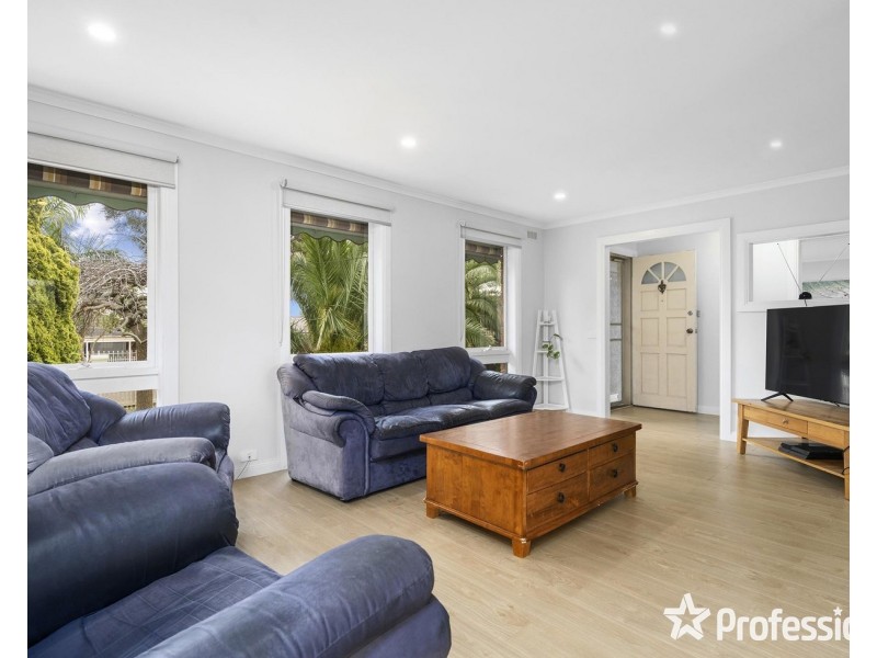 72 Country Club Drive, Chirnside Park VIC 3116