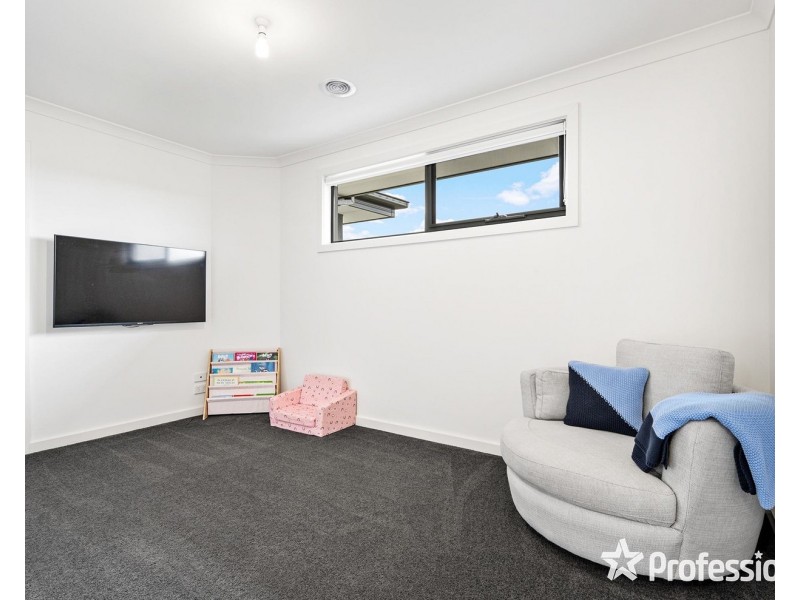 2/77 Cambridge Road, Mooroolbark VIC 3138