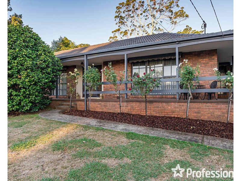 7 Melody Court, Mooroolbark VIC 3138