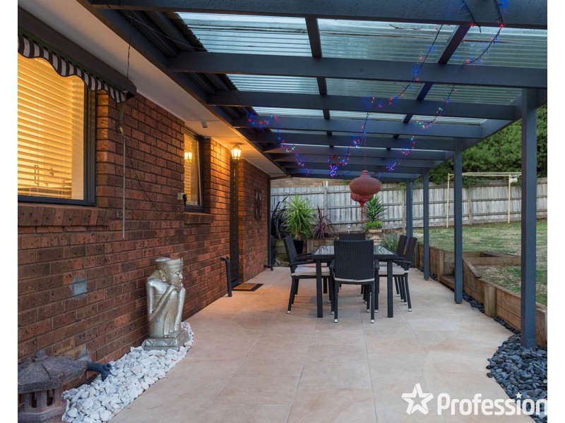 7 Melody Court, Mooroolbark VIC 3138