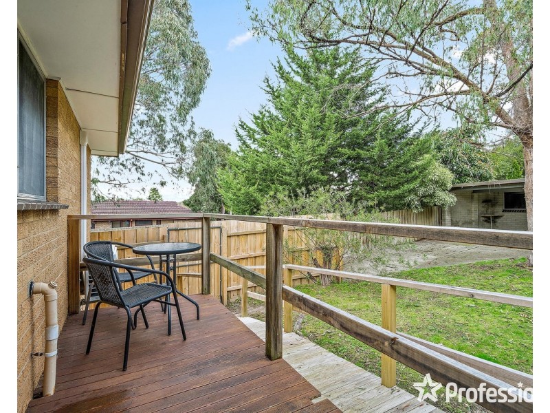 21 Wandana Crescent, Mooroolbark VIC 3138