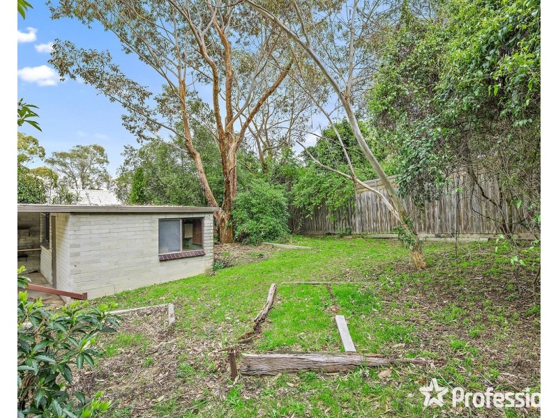 21 Wandana Crescent, Mooroolbark VIC 3138