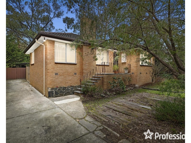 21 Wandana Crescent, Mooroolbark VIC 3138
