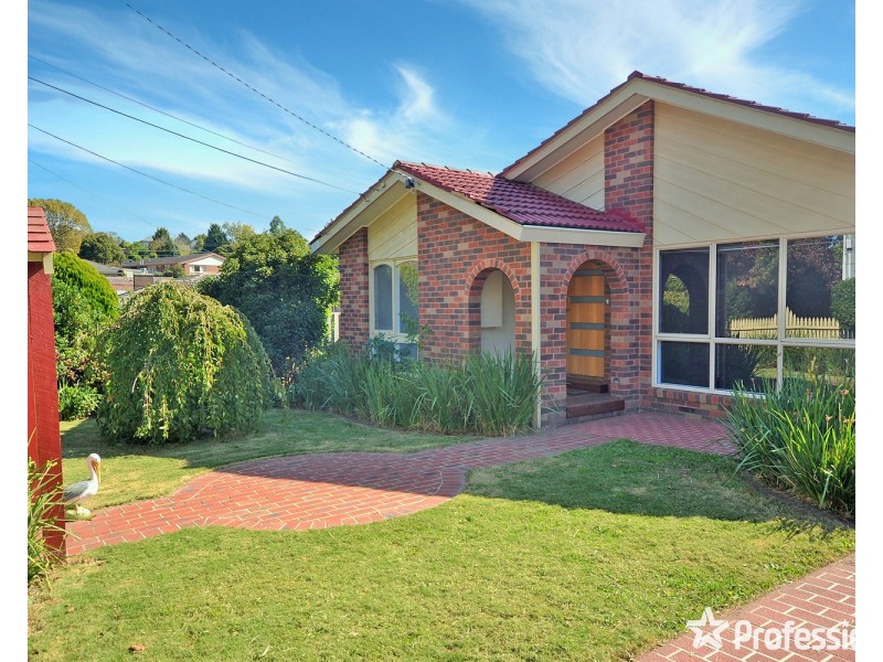 13 Huntingdale Drive, Chirnside Park VIC 3116