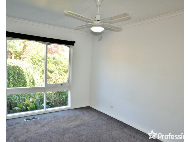 13 Huntingdale Drive, Chirnside Park VIC 3116