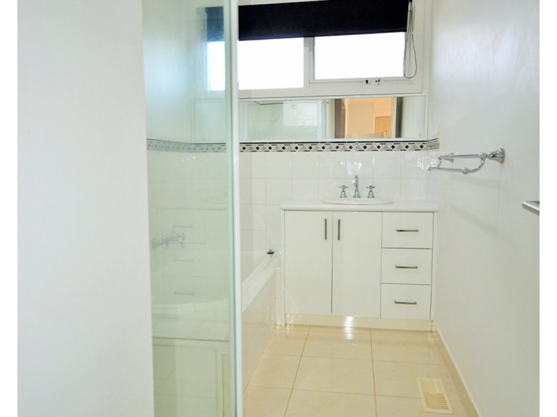 13 Huntingdale Drive, Chirnside Park VIC 3116