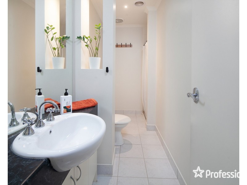 13/35-43 Kent Avenue, Croydon VIC 3136