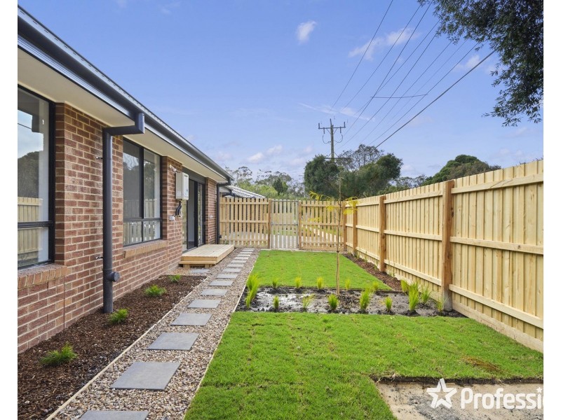 70 Mount View Parade, Croydon VIC 3136