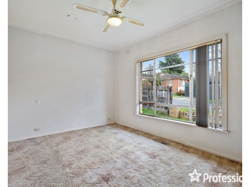 196 Lincoln Road, Croydon VIC 3136