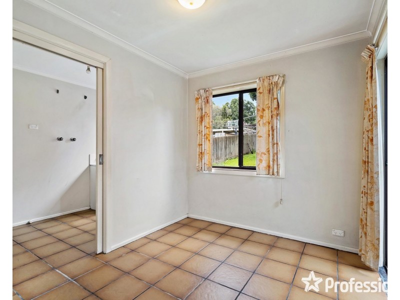 196 Lincoln Road, Croydon VIC 3136